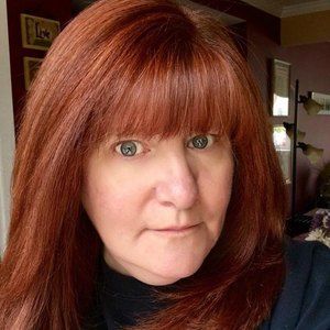 Meet your Posher, Deborah